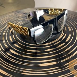 NWT Gold Chain Clear Lens UVA/UVB Protected Unisex Glasses